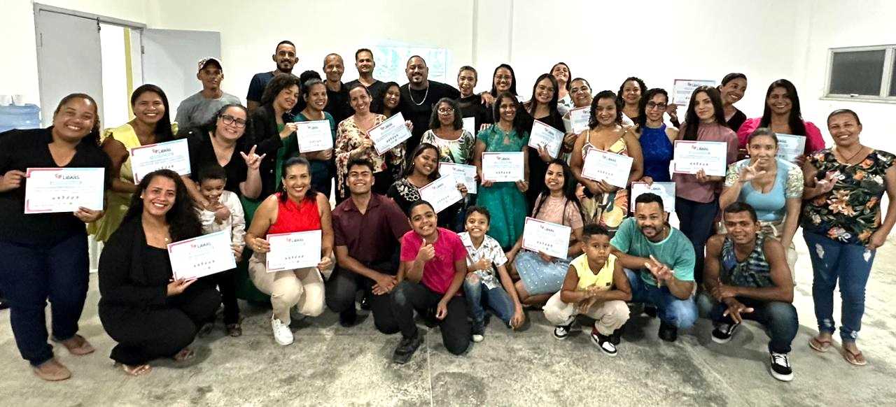 Camacã: Prefeitura encerra o Curso de Libras com sucesso e faz entrega de certificados


